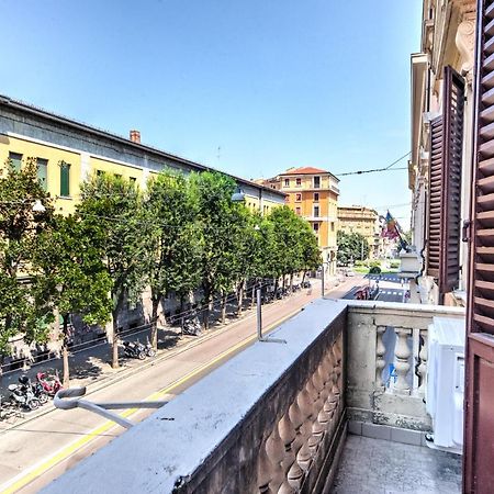 Classic Marconi Apartment By Wonderful Italy Bologna Bagian luar foto